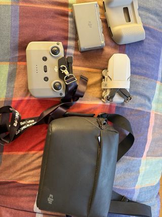 Dron DJI Mini 2 + 3 Baterías