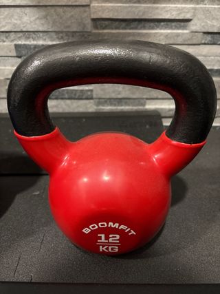 Pesa Rusa Boomfit 12 kg Roja