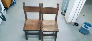 Sillas Castellanas de Cuero y Madera