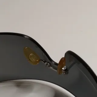 Gafas de sol Dior negras y grises