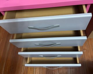 Mesa Cajonera Escritorio Rosa y Gris