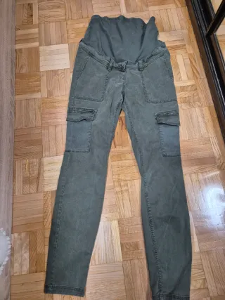 Pantalón premamá verde cargo