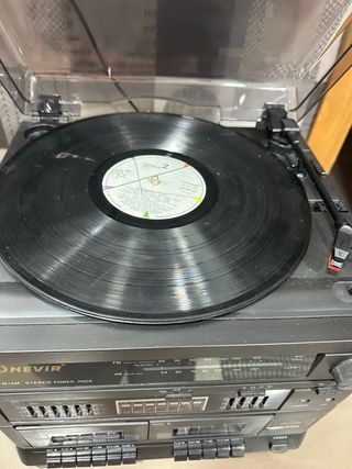 Mini cadena NEVIR FM/AM Stereo  Vinilo