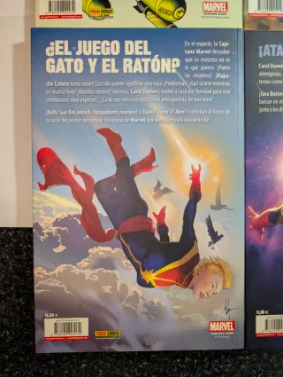 CAPITANA MARVEL COLECCION 100%