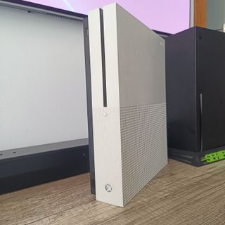Xbox One S Blanca