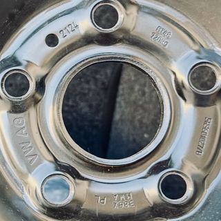 4 Neumáticos + 4 llantas de acero VW CADDY