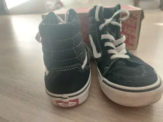 Botas Vans Negras y Blancas