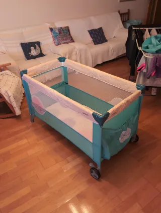 Cuna de viaje Jane con ruedas