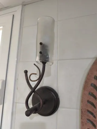 Espejo y apliques de pared