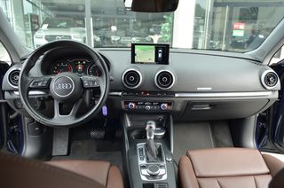 Audi A3 S-Line S-Tronic+Navegacion+Carplay+Gancho