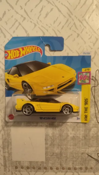 Hot Wheels 90 Acura NSX Amarillo