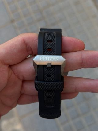 Reloj Citizen Automático Diver's 200m Titanio