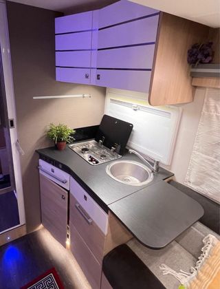 Caravana ford Challenger 250 Deluxe