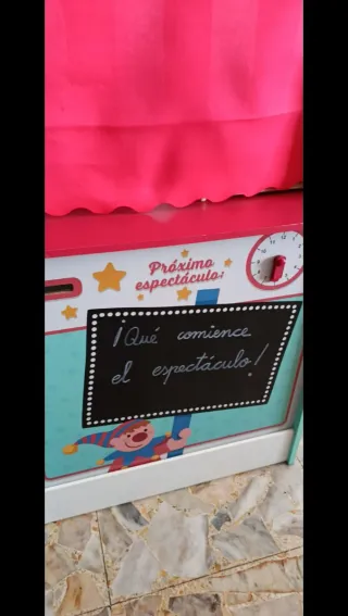 Supermercado y teatro infantil con accesorios
