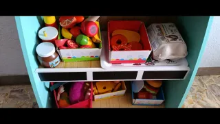 Supermercado y teatro infantil con accesorios