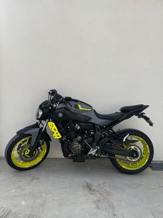 Yamaha MT-07