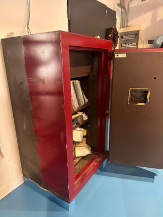 Caja Fuerte Ferrimax Granate