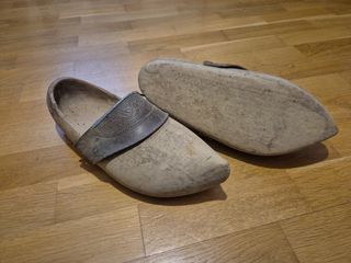 Zuecos antiguos para hombre. Pirineos Ppios s. XX