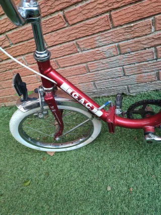 Bicicleta antigua GAC infantil roja