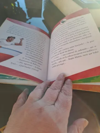 La isla de las sirenas (Serie Bat Pat 12) (Span...