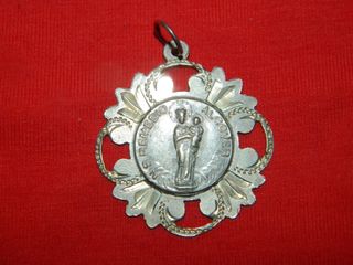 Medalla plata nuestra señora del remedio alcover