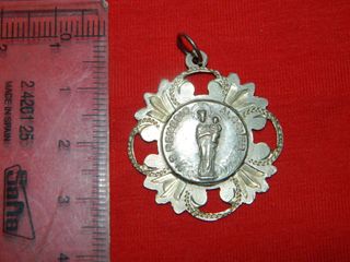 Medalla plata nuestra señora del remedio alcover
