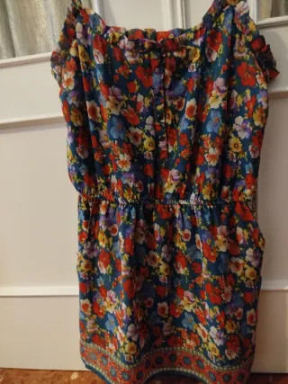 Vestido floral azul y multicolor