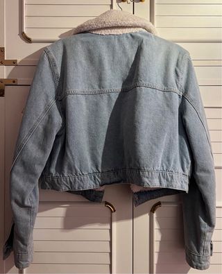 Chaqueta vaquera Bershka con forro polar