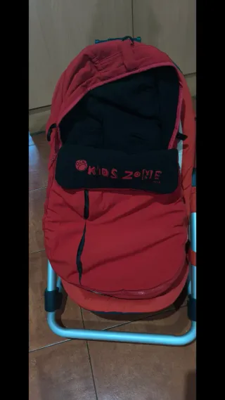 Silla mecedora de bebé.