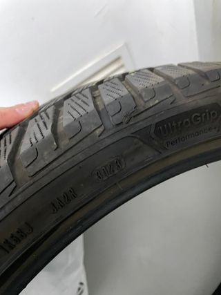 Goodyear UltraGrip Performance 275/35/21 103V