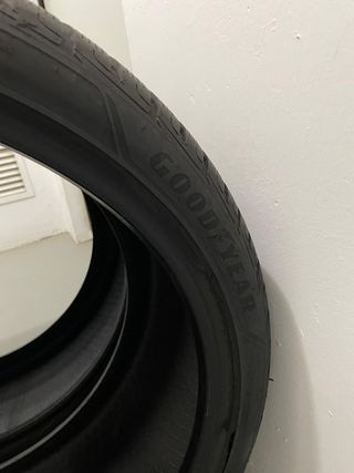 Goodyear UltraGrip Performance 275/35/21 103V