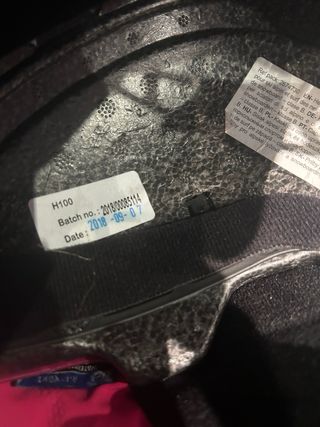 Casco de esquí rosa niña