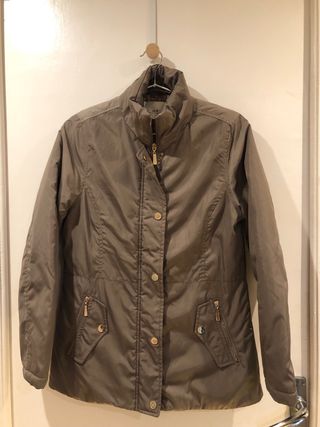 Anorak Talla S Marrón