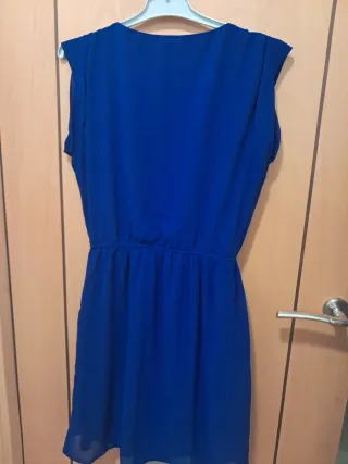 Vestido azul Stradivarius
