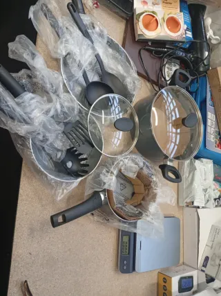 Conjunto sartenes y cazuelas 2 CAZUELAS 2 SARTÉNES