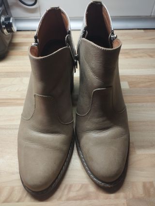 Botas tacón mujer marrones y blancas T39