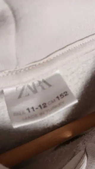 Sudadera infantil invierno Zara  Talla 11-12 152cm