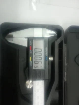 Calibro Digitale con Custodia