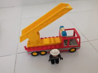 Lote Playmobil y Lego Vehículos