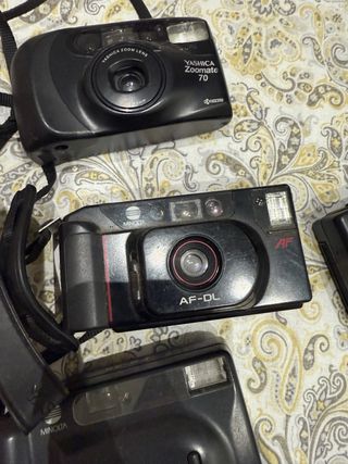 Confezione di 7 fotocamere analogiche vintage