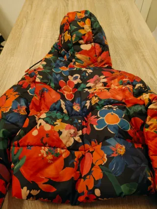 Chaqueta Desigual floral multicolor