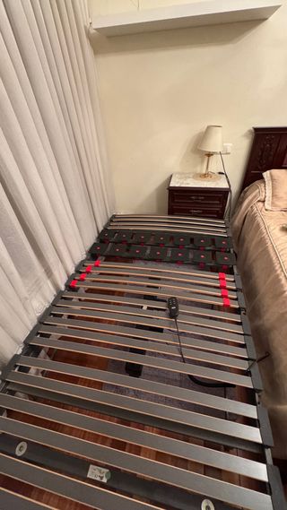 Cama articulada, con poco uso