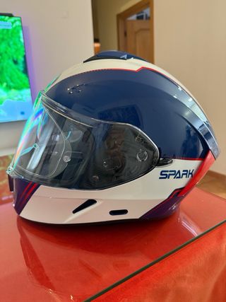 Casco Airoh Spark Flow. Azul,rojo,blanco.. Talla M