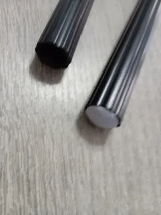 2 Remos de plástico amarillos