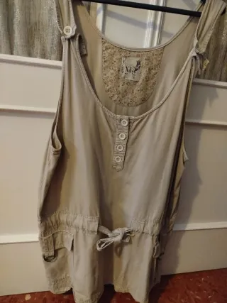 Vestido floral blanco y multicolor