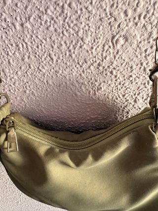 Bolso de hombro verde oliva