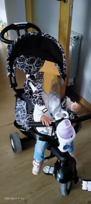 Triciclo paseo infantil