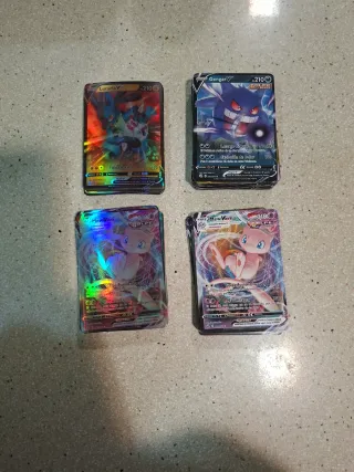 Cartas Pokémon V y VMAX (negociable)