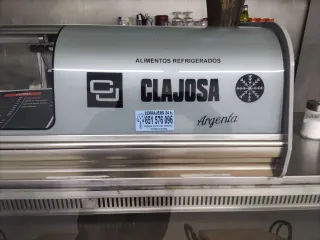 Vitrina expositora refrigerada