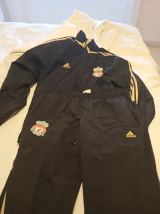 Chándal Liverpool Adidas Talla XL